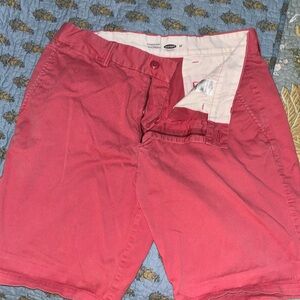 Old Navy Men’s Light Red shorts 33 waist